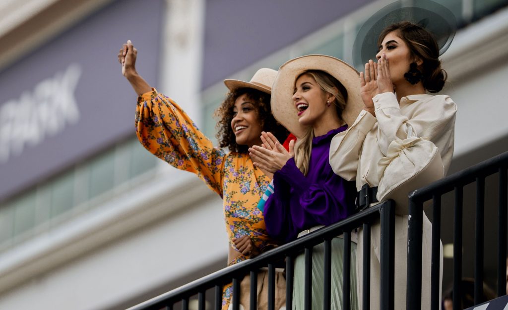 A Group Of Women Having Fun Watching The Horse Races At The Pegasus World Cup At Gulfstream Park In Fort Lauderdale.