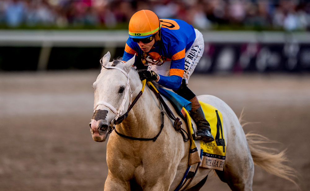 white abbario running